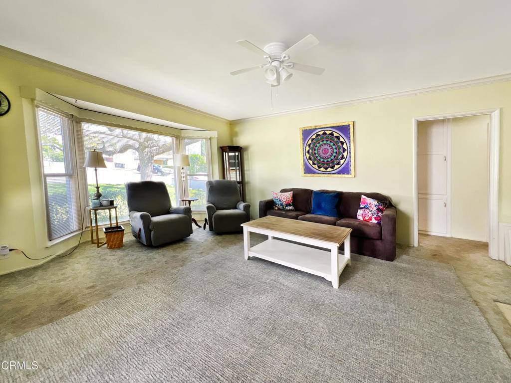 Glendale, CA 91214,3404 Mary Ann ST