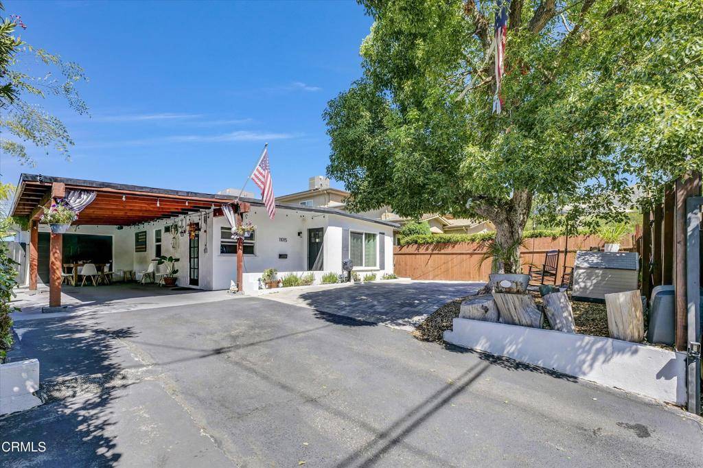 Sunland, CA 91040,11015 Scoville AVE