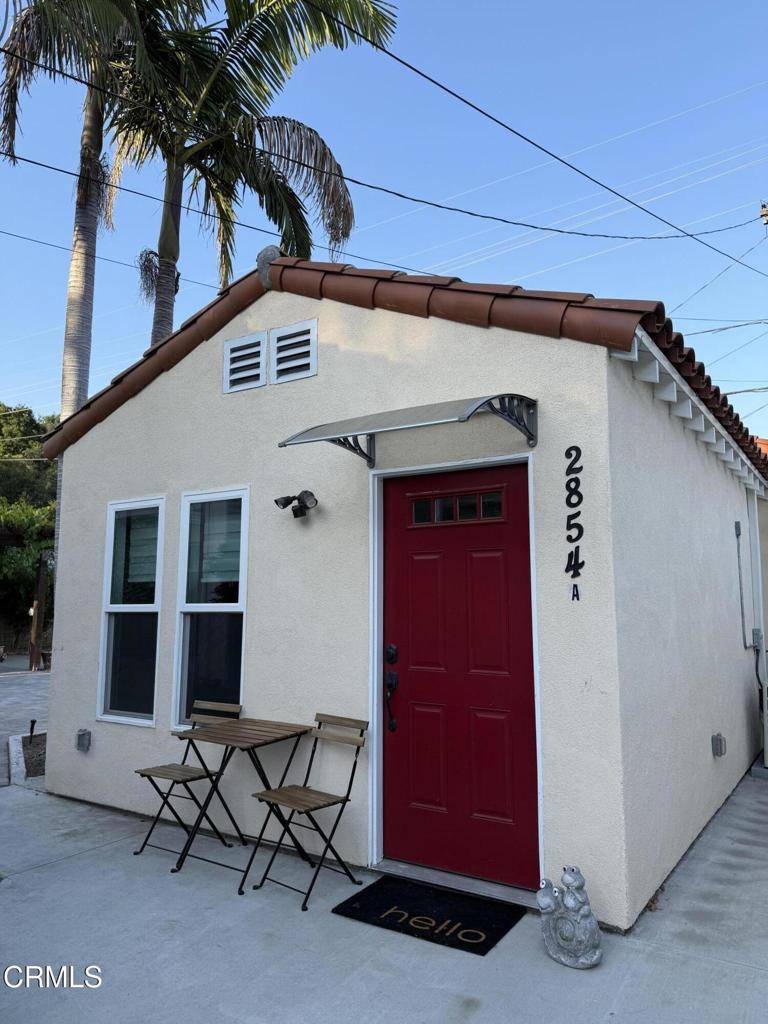 Glendale, CA 91208,2854 Canada BLVD #A