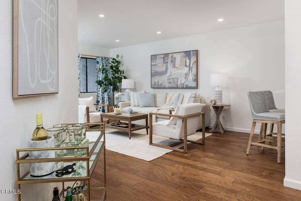 Montrose, CA 91020,2143 Montrose AVE #103