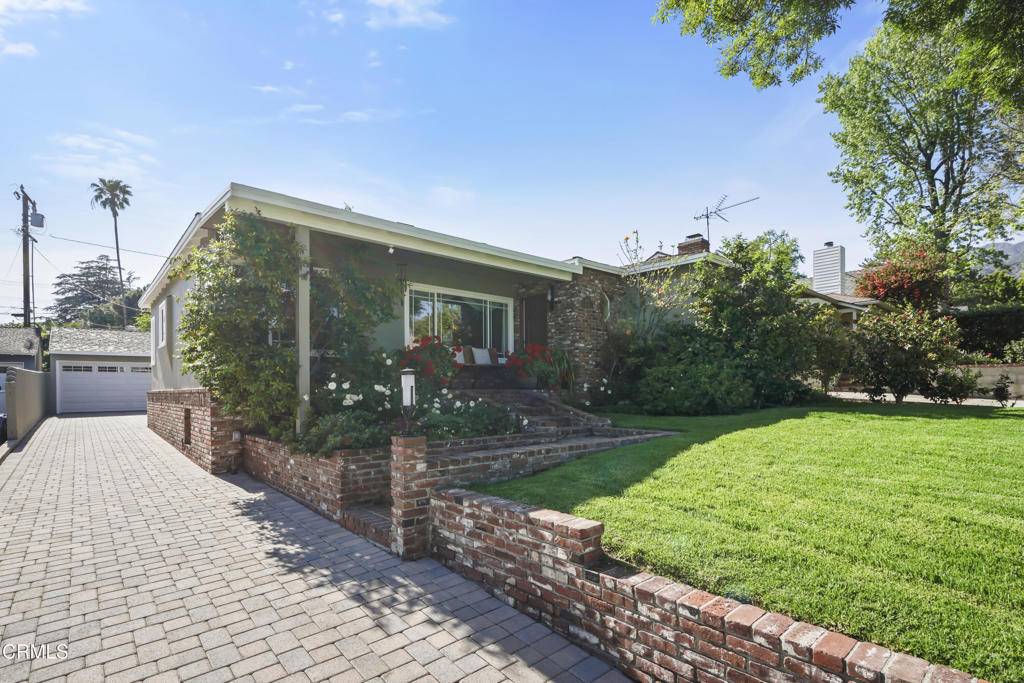 La Canada Flintridge, CA 91011,4819 Grand AVE