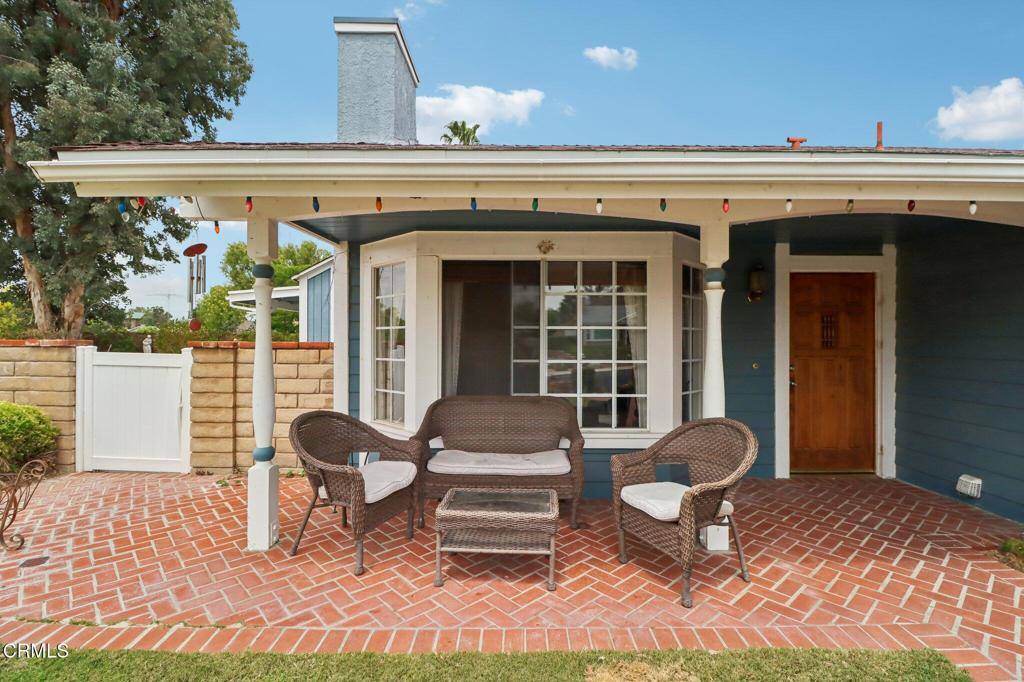 Santa Clarita, CA 91350,22573 Honnold DR