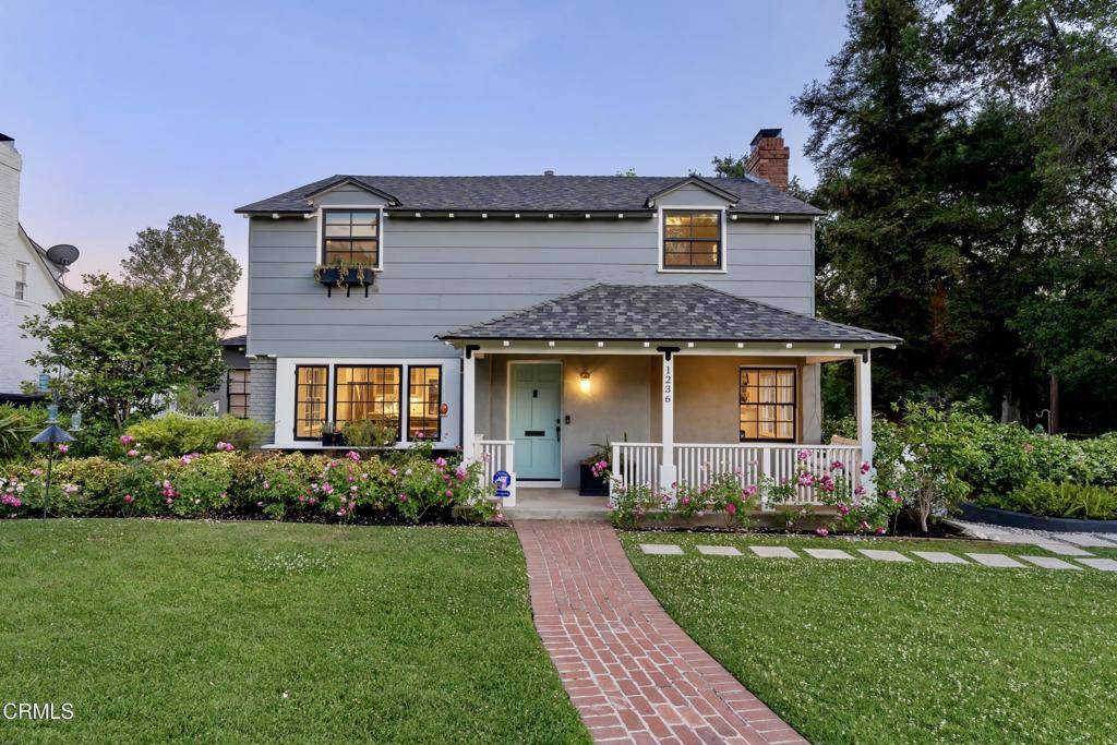 Altadena, CA 91001,1236 New York DR