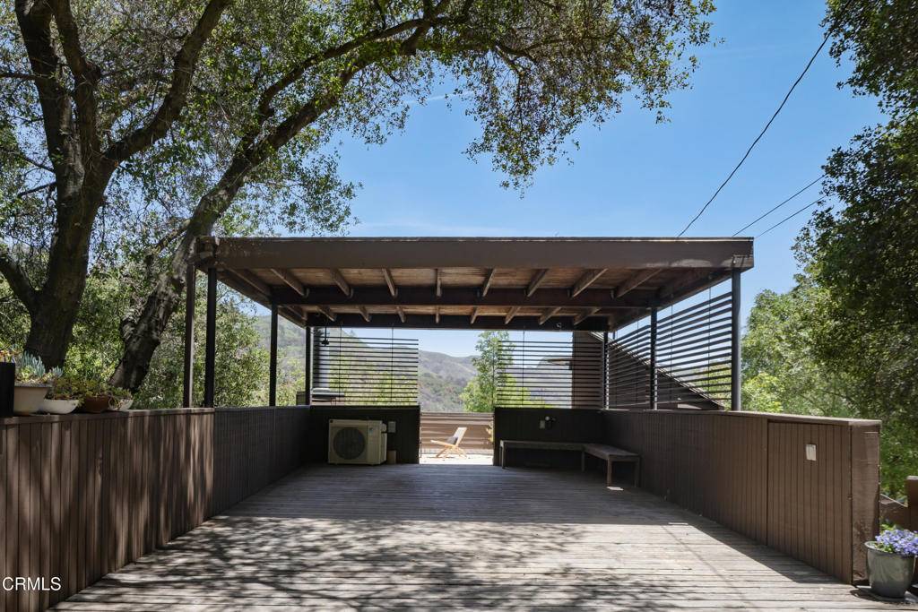 Topanga, CA 90290,19520 Cave WAY