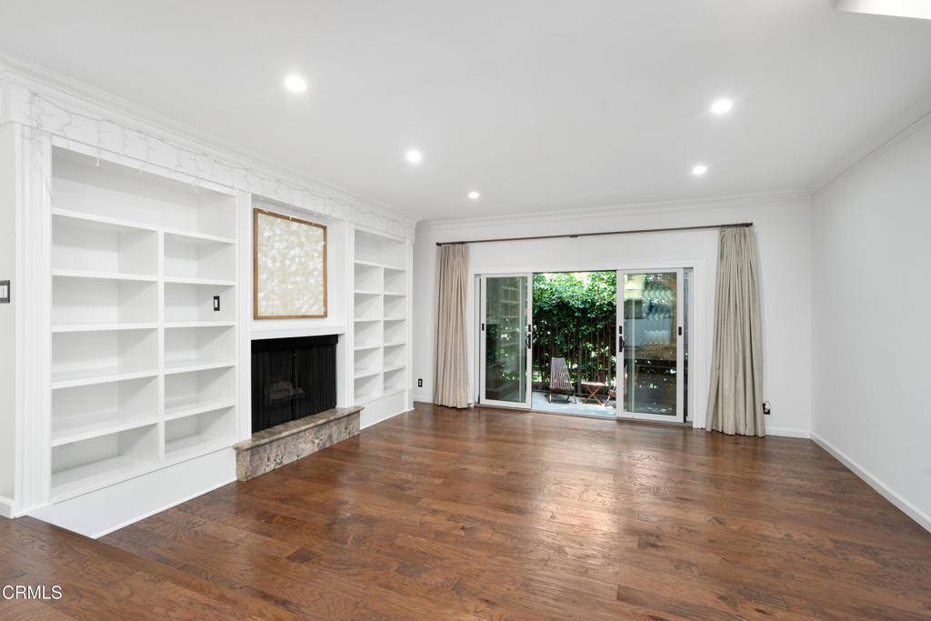 Los Angeles, CA 90025,1850 Midvale AVE #4