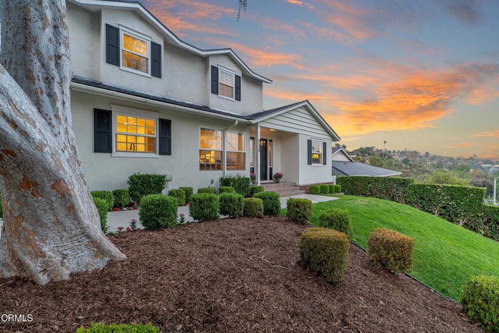 La Canada Flintridge, CA 91011,519 Paulette PL