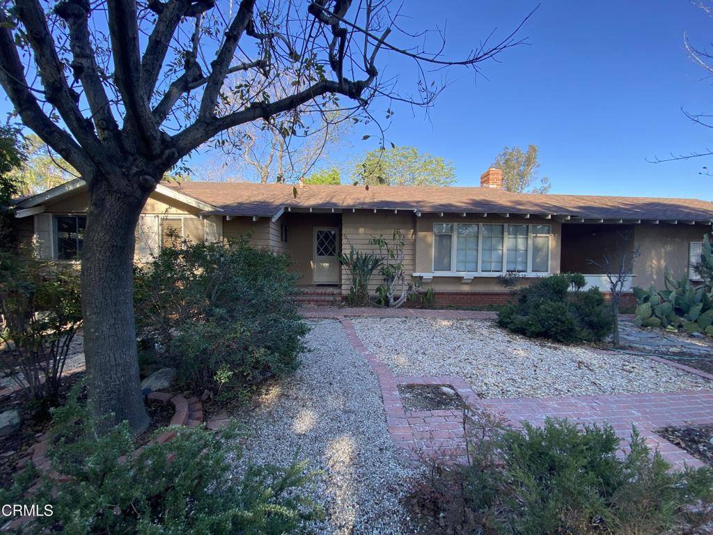 Sunland, CA 91040,10315 Mcbroom ST