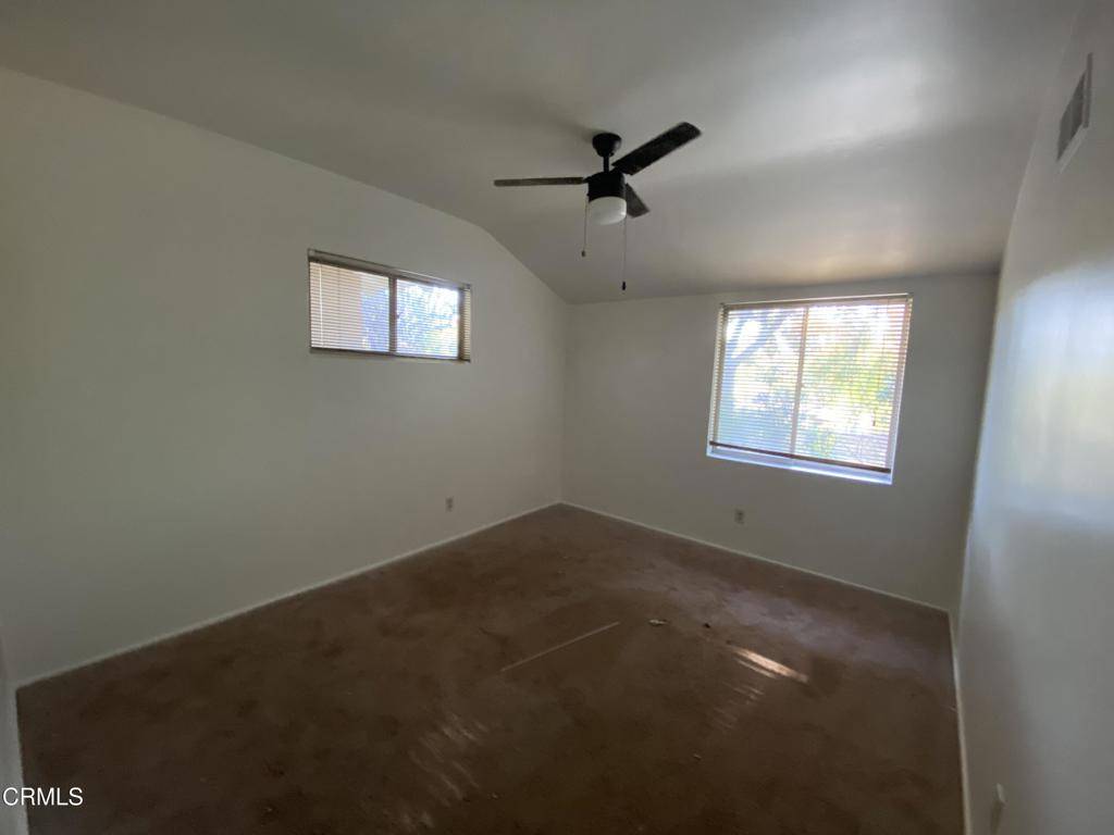 Sunland, CA 91040,10315 Mcbroom ST