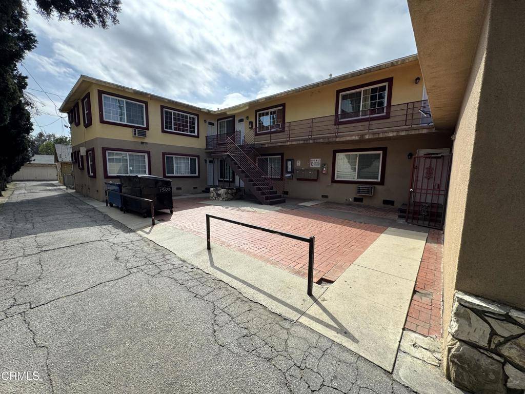 Van Nuys, CA 91406,15624 Vanowen ST