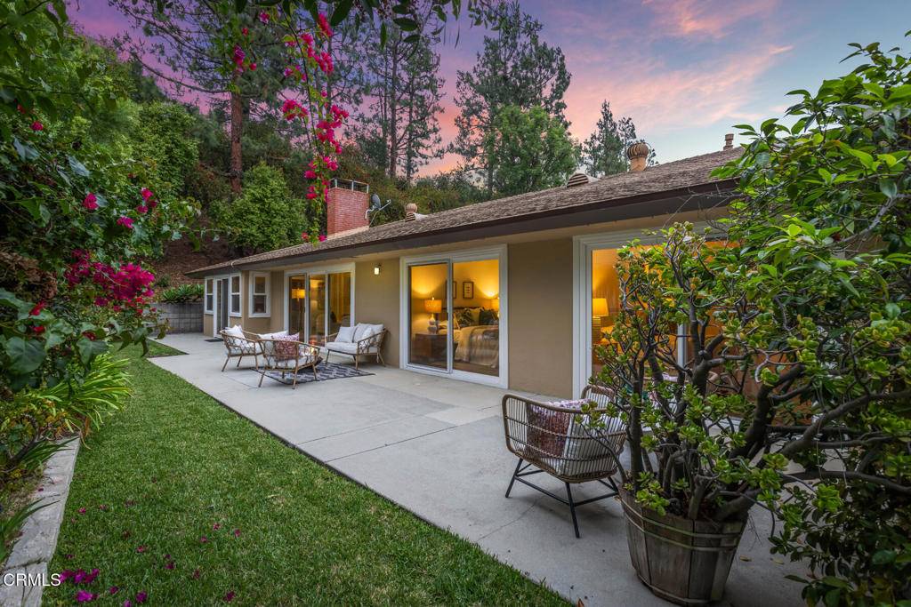 La Canada Flintridge, CA 91011,5766 Briartree DR