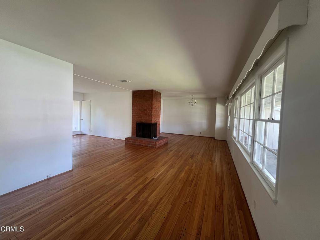 Pomona, CA 91768,1542 Alameda ST