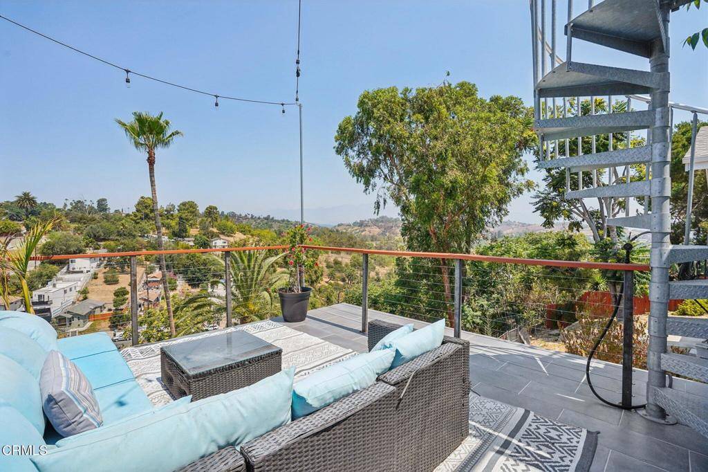 Los Angeles, CA 90032,4255 Raynol ST