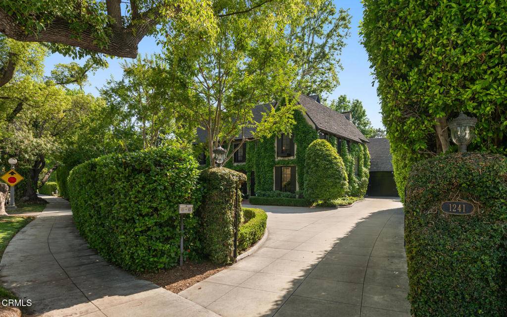 Pasadena, CA 91106,1241 S Oak Knoll AVE