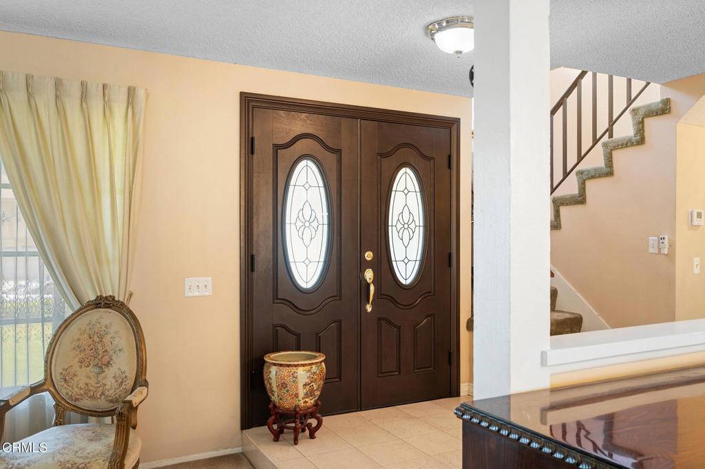 Sylmar, CA 91342,16001 Circle Diamond RD