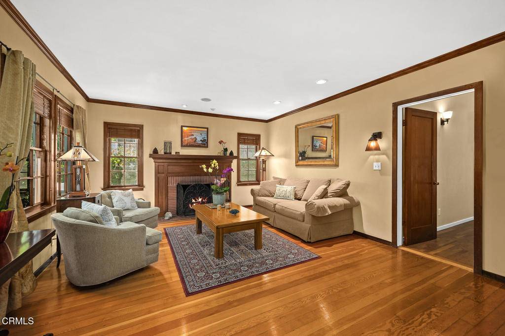 South Pasadena, CA 91030,1116 Foothill ST
