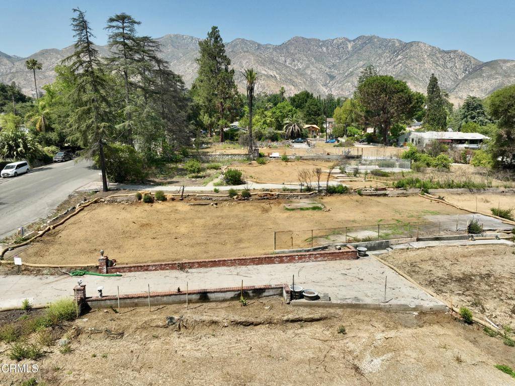 Altadena, CA 91001,2852 Santa Rosa AVE