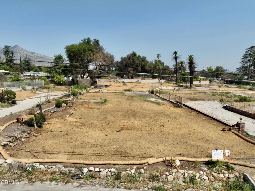 Altadena, CA 91001,2852 Santa Rosa AVE