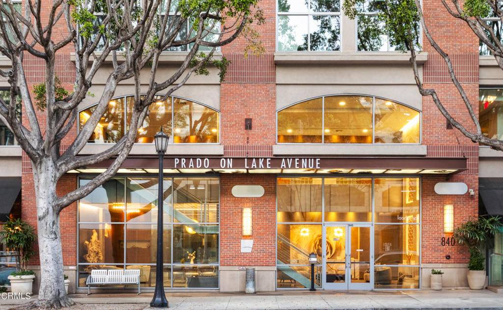 Pasadena, CA 91101,840 E Green ST #132