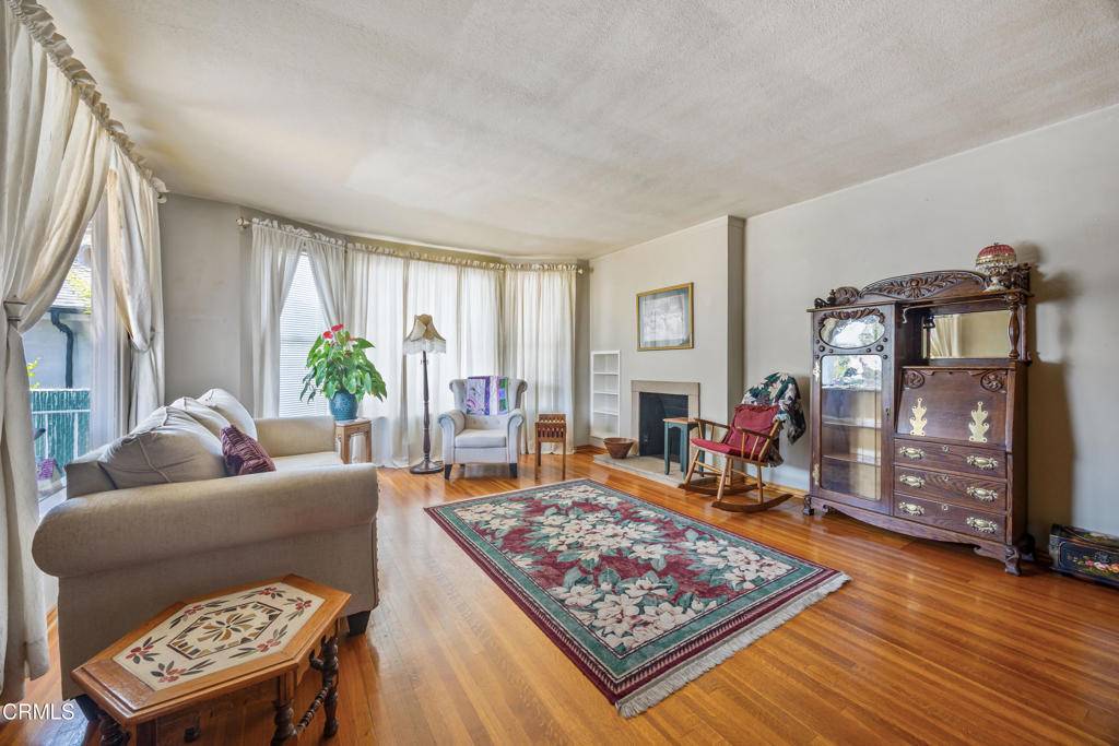 Glendale, CA 91205,1318 E Garfield AVE