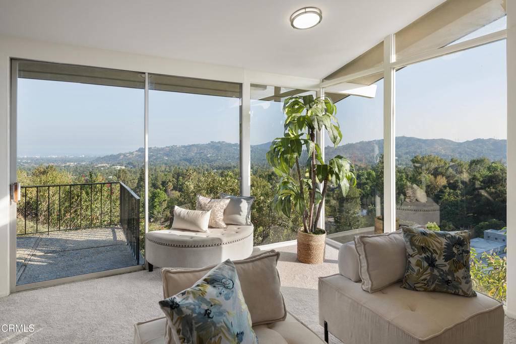 La Canada Flintridge, CA 91011,5260 Gould AVE