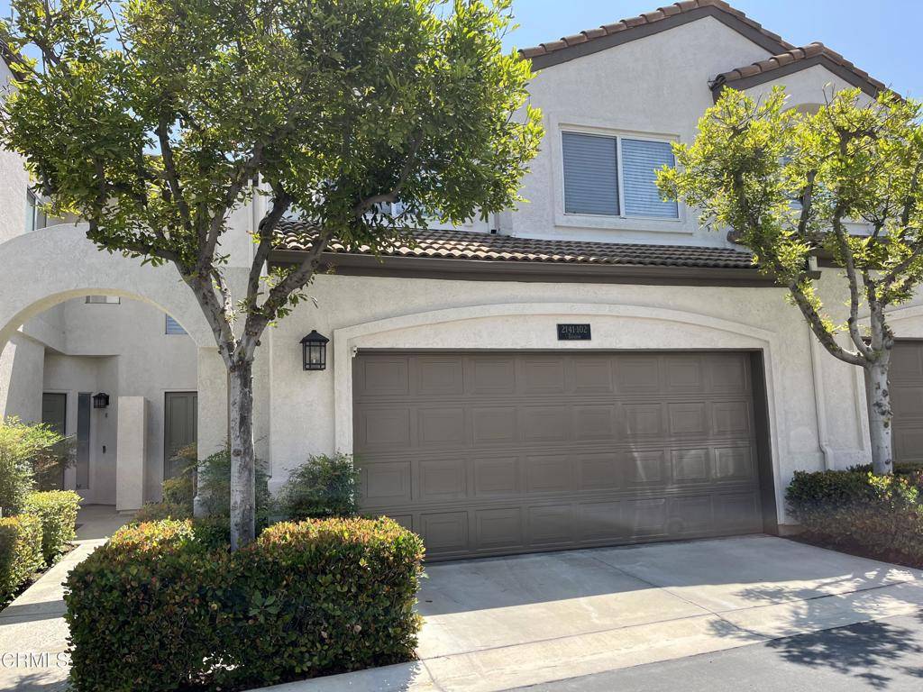 Corona, CA 92879,2141 Triador ST #102