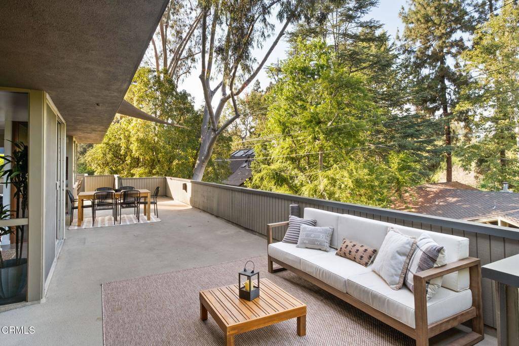 Pasadena, CA 91105,1256 Club House DR