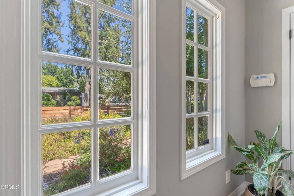 Valley Glen, CA 91401,5907 Cantaloupe Avenue