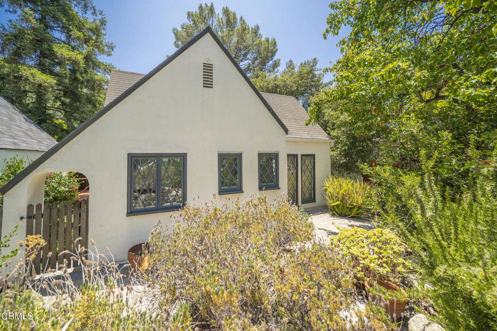Glendale, CA 91208,1886 Alpha RD