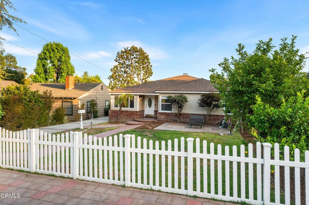 Pasadena, CA 91104,1908 Oakwood ST