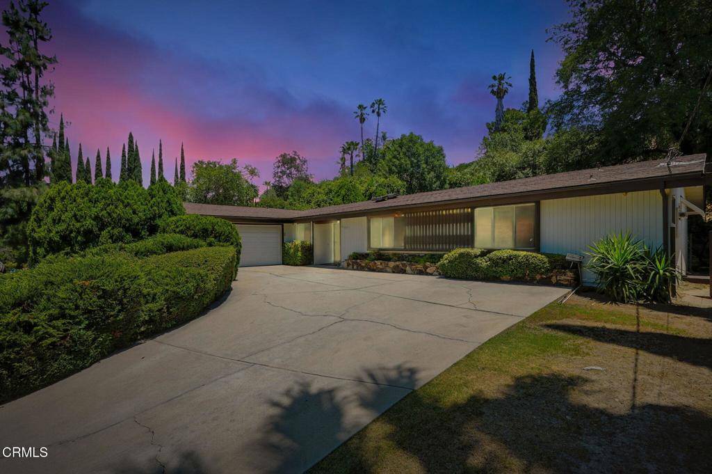 Woodland Hills, CA 91367,20877 Kelvin PL