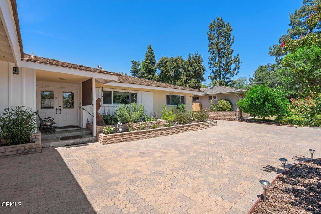 La Canada Flintridge, CA 91011,4633 Hillard AVE