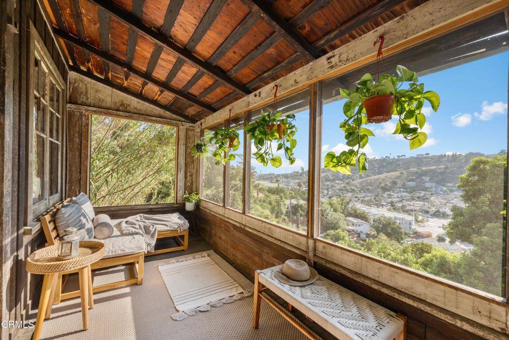 Los Angeles, CA 90032,4354 O Neil ST