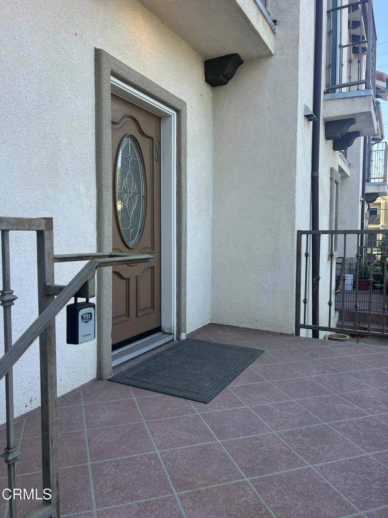 Tujunga, CA 91042,7225 Apperson ST #103