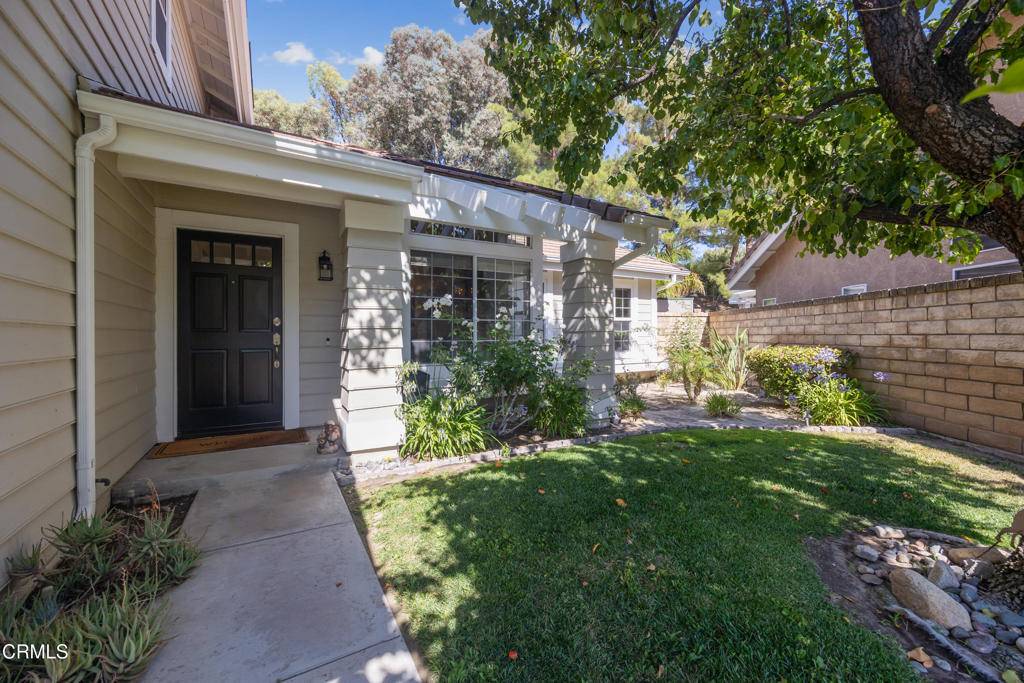Valencia, CA 91354,27220 Waterford DR