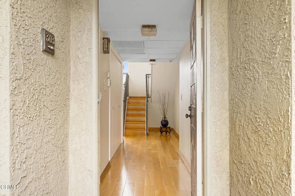 Glendale, CA 91202,125 W Mountain ST #303
