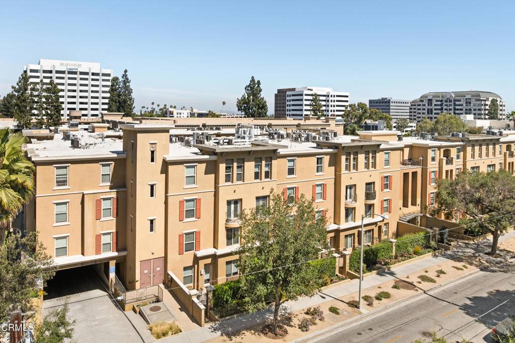 Pasadena, CA 91101,128 N Oak Knoll AVE #311