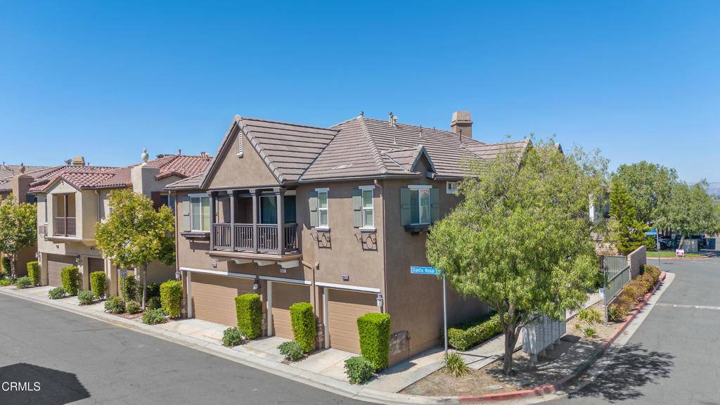 Santa Clarita, CA 91350,28471 Santa Rosa LN