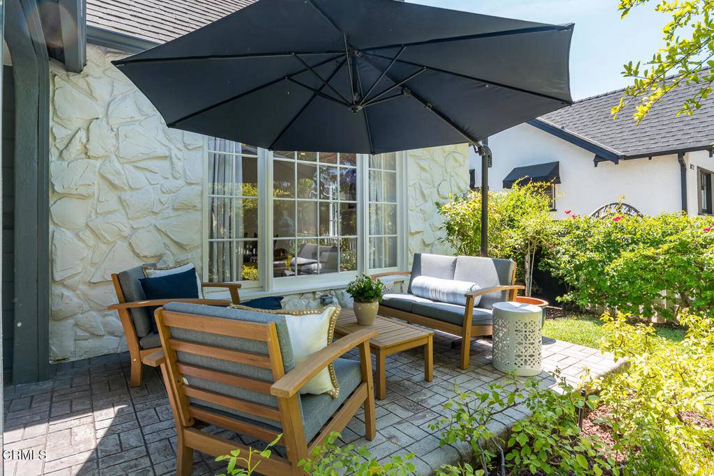 Pasadena, CA 91104,2080 Queensberry RD