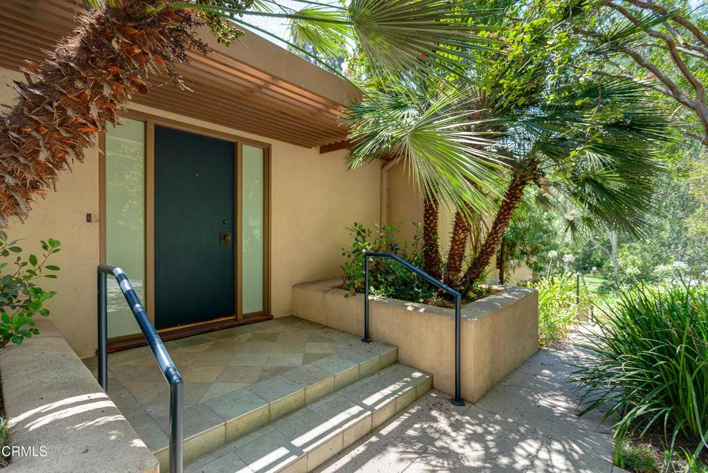 Pasadena, CA 91105,1040 Stoneridge DR