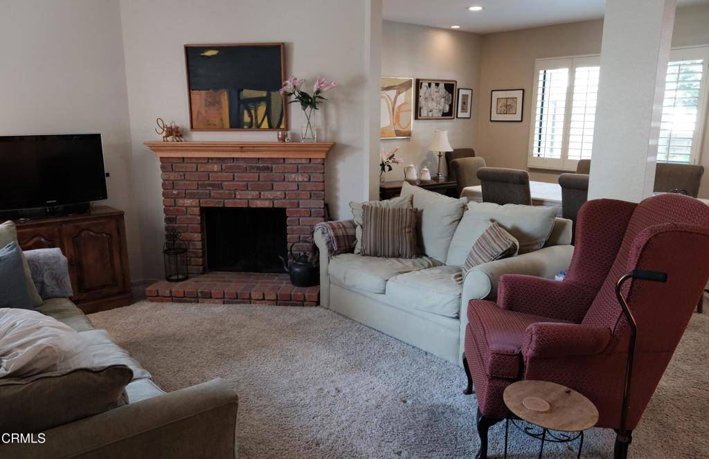 Azusa, CA 91702,525 N Laurel Valley DR