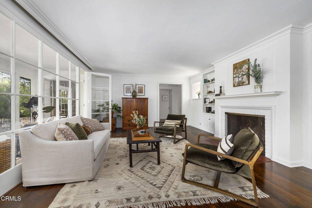 Pasadena, CA 91103,1556 Scenic DR