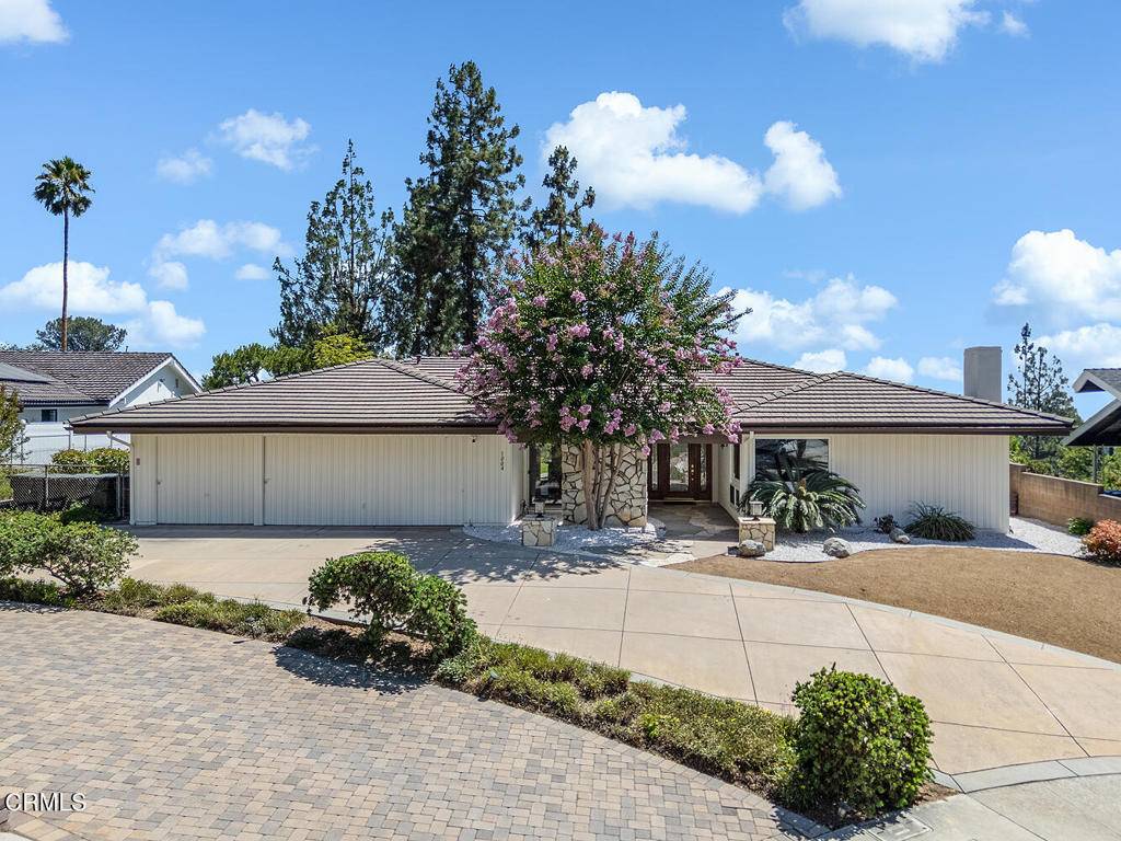 La Canada Flintridge, CA 91011,1004 El Vago ST