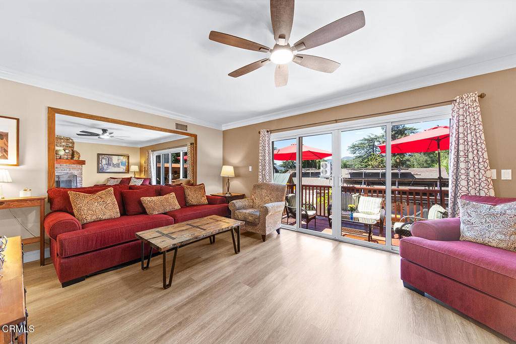 La Crescenta, CA 91214,3332 Santa Carlotta ST