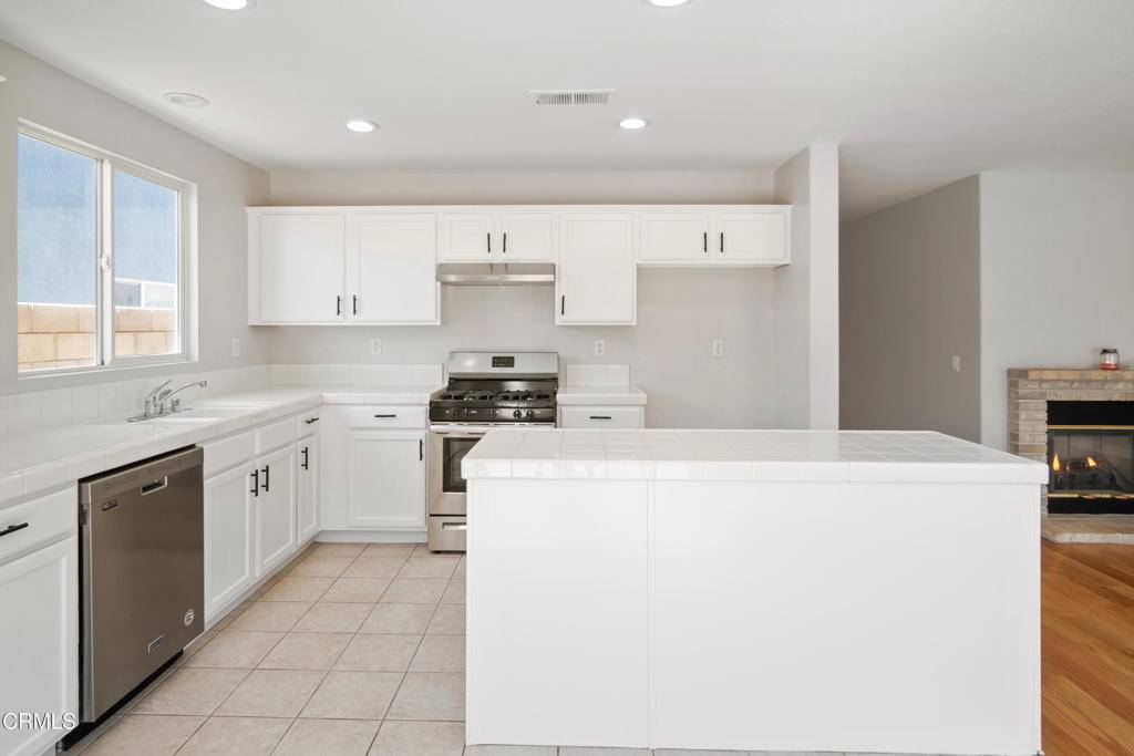 Lancaster, CA 93534,45736 17th ST W