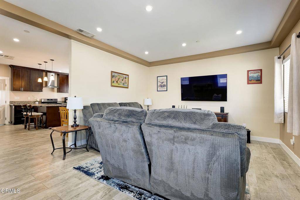 Paramount, CA 90723,8031 Alhambra AVE