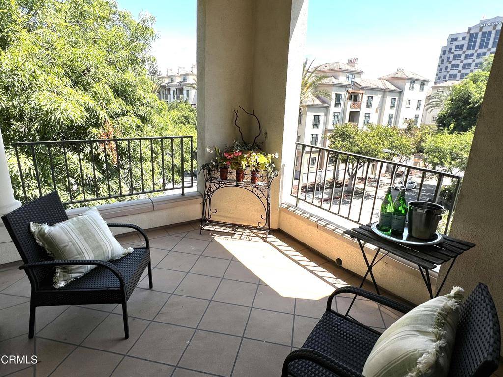 Pasadena, CA 91101,748 Locust ST #403