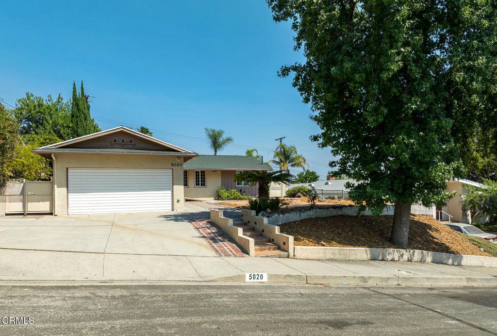 La Crescenta, CA 91214,5020 Zoe Anne WAY