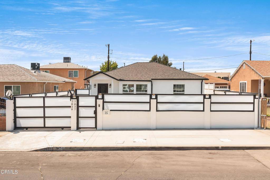 North Hollywood, CA 91605,7637 Radford AVE