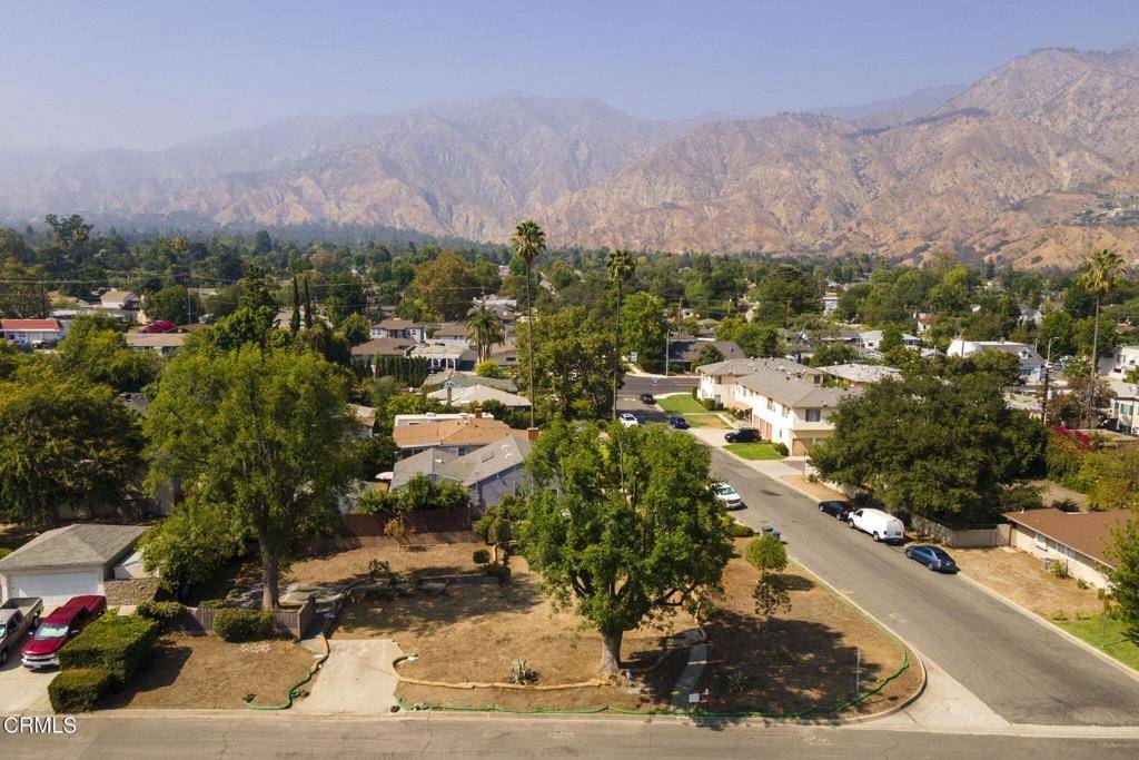 Pasadena, CA 91104,2305 Galbreth RD