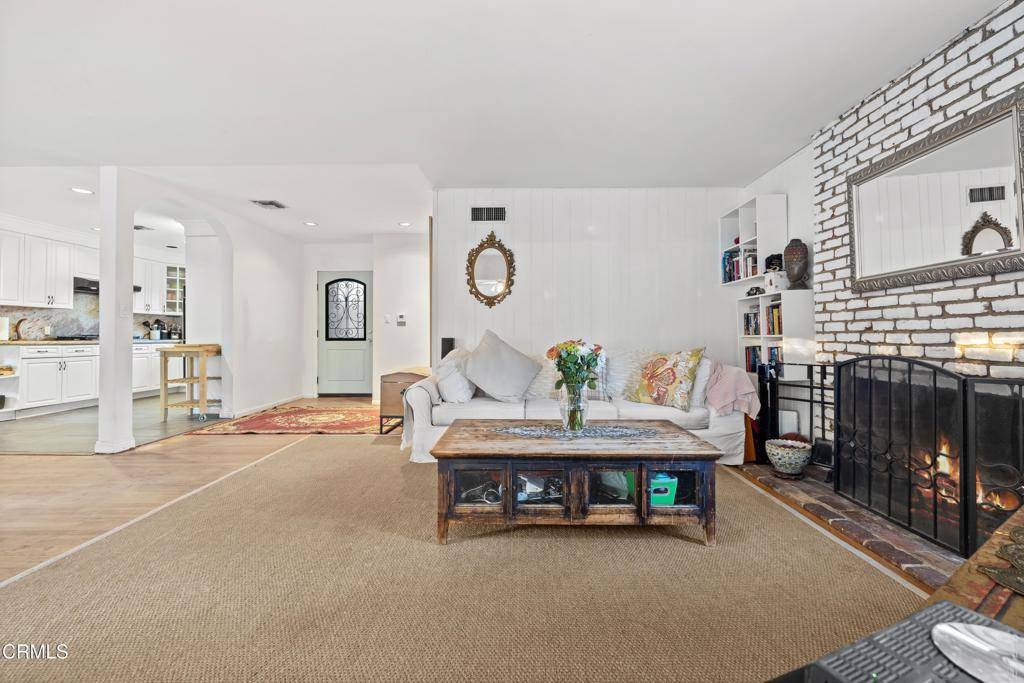 Sherwood Forest, CA 91325,17350 Osborne ST